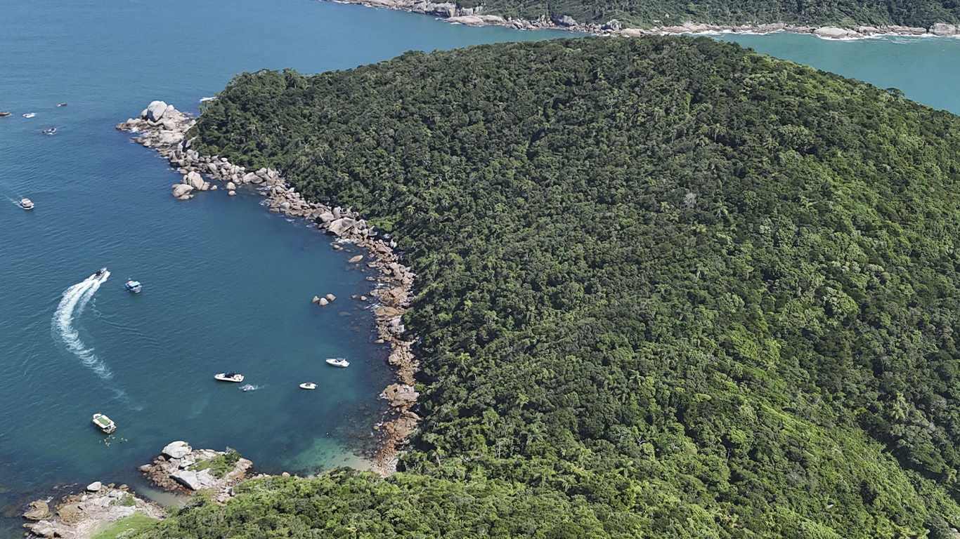 Ilha do macuco cen&aacute;rio esportivo open water