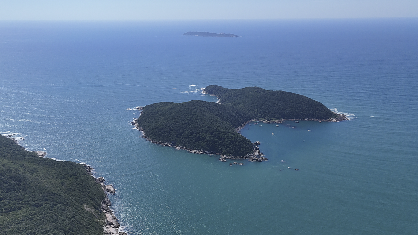 Vista a&eacute;rea ilha do macuco Santa Catarina