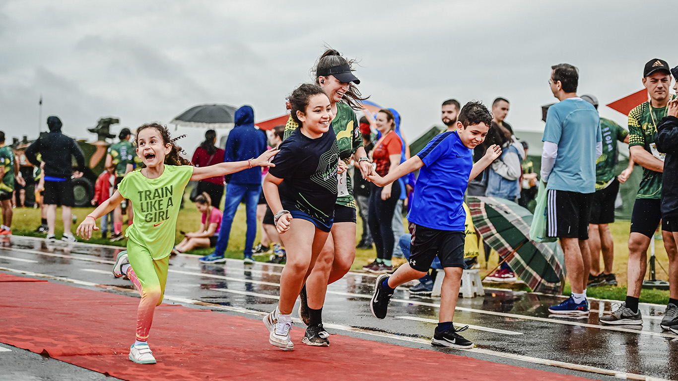Crianças na Corrida do Forte Kids